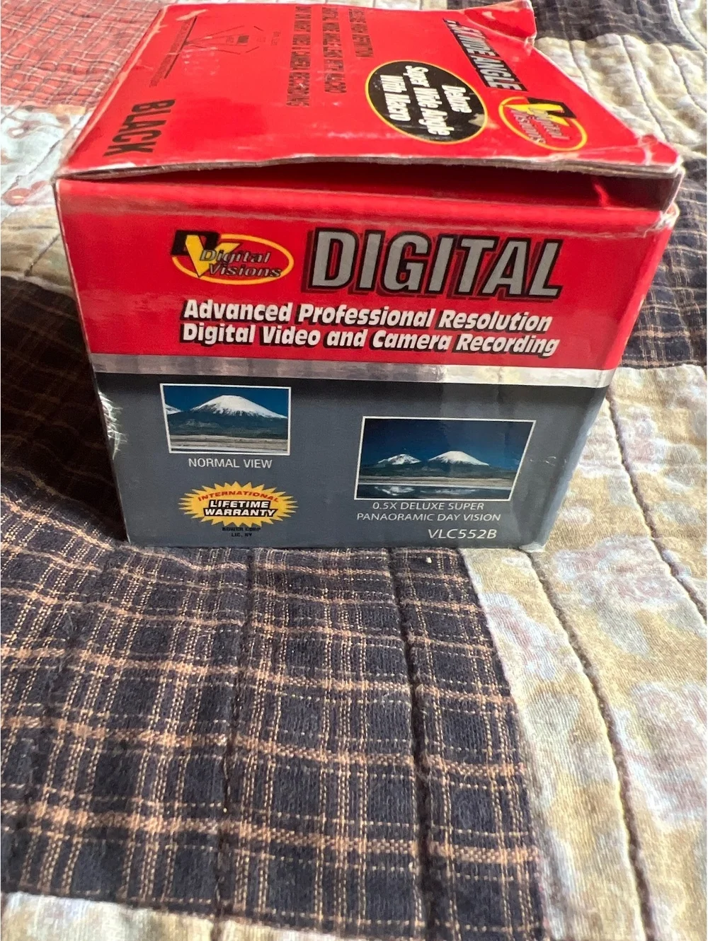 Digital Visions 0.5X Wide Angle Professional Lens with Macro 52mm Thread